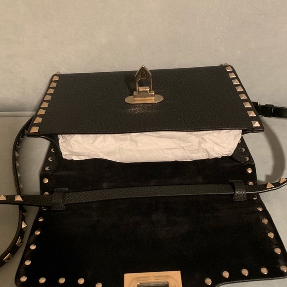 Valentino Rockstud Medium Shoulder Bag Black - Picture 5 of 6